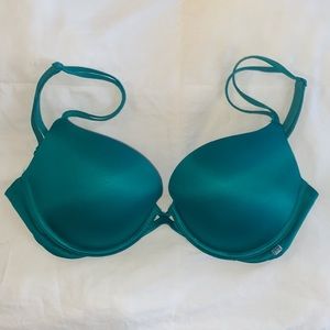 Victoria’s Secret Turquoise Bra
